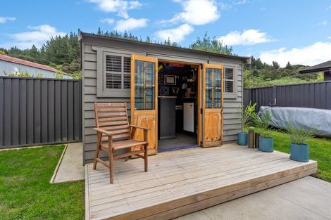 Photo of property in 19 Somerby Mews, Silverstream, Upper Hutt, 5019