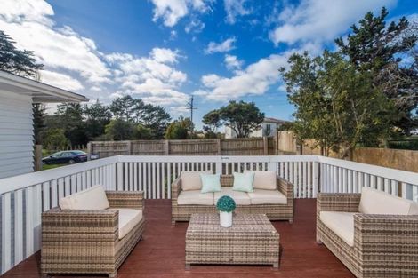 Photo of property in 54 Glen Road, Ranui, Auckland, 0612