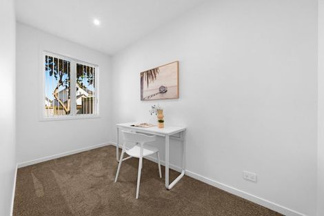 Photo of property in 21 Bellbird Street, Papakura, 2110