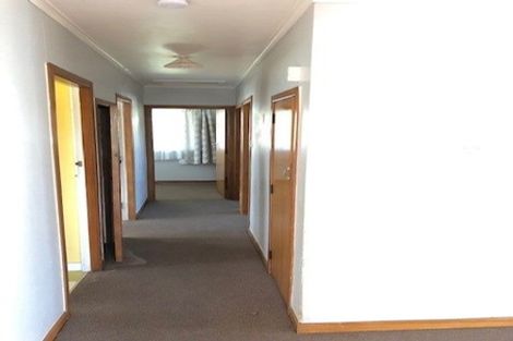 Photo of property in 34 Mclean Avenue, Papatoetoe, Auckland, 2025