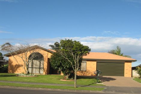 Photo of property in 63 Tington Avenue, Wattle Downs, Auckland, 2103
