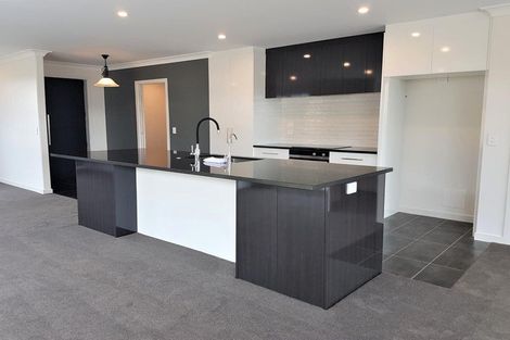 Photo of property in 89 Kaurinui Crescent, One Tree Point, 0118