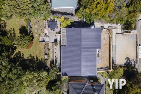 Photo of property in 7 Wakely Road, Newlands, Wellington, 6037