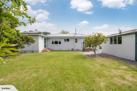 Photo of property in 18 Golding Road, Taradale, Napier, 4112