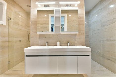 Photo of property in 11 Maturiki Drive, One Tree Point, 0118