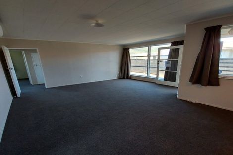 Photo of property in 25a Karamu Crescent, Wainuiomata, Lower Hutt, 5014