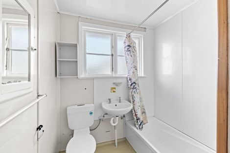 Photo of property in 18 Tyne Street, Rongotea, 4476