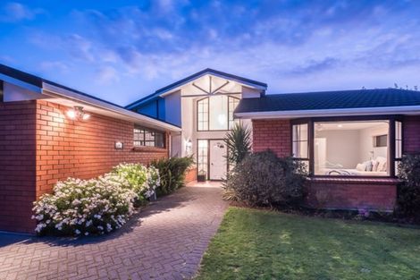 Photo of property in 20 Awanui Drive, Waikanae, 5036