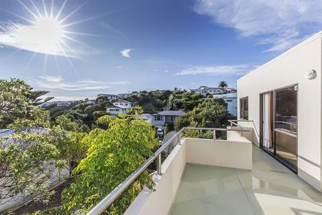 Photo of property in 16a Mana View Road, Paremata, Porirua, 5026