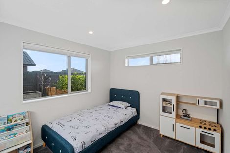 Photo of property in 2 Arabella Crescent, Yaldhurst, Christchurch, 8042