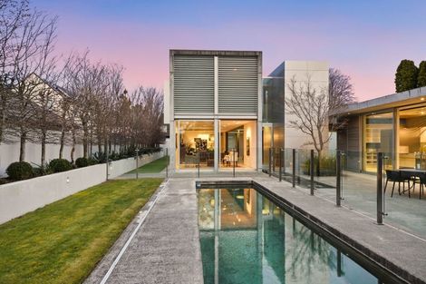 Photo of property in 11 Waiwetu Street, Fendalton, Christchurch, 8052