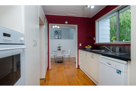 Photo of property in 22 Vina Place, Massey, Auckland, 0614