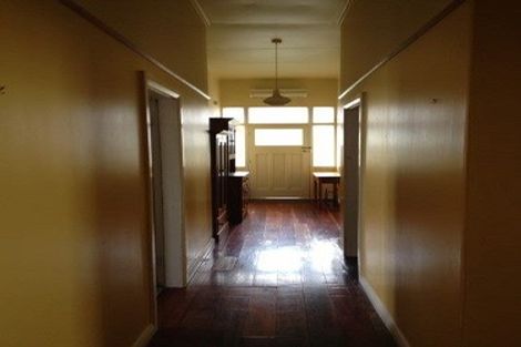 Photo of property in 52 Kilbirnie Crescent, Kilbirnie, Wellington, 6022