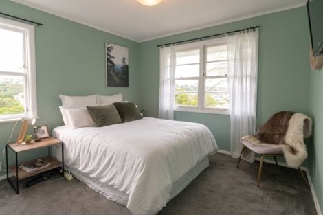 Photo of property in 41 Bassett Road, Johnsonville, Wellington, 6037