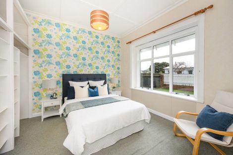 Photo of property in 70 Chelwood Street, Takaro, Palmerston North, 4412