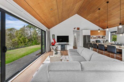 Photo of property in 685 Inland Road, Helensville, 0875