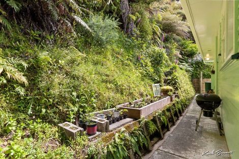 Photo of property in 36 Wyndham Road, Pinehaven, Upper Hutt, 5019