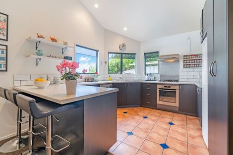 Photo of property in 85 Cypress Drive, Maungaraki, Lower Hutt, 5010