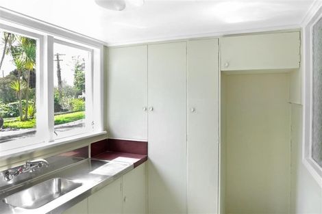 Photo of property in 23 Evans Road, Glen Eden, Auckland, 0602