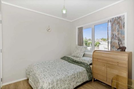 Photo of property in 1/25 Wycherley Drive, Bucklands Beach, Auckland, 2014