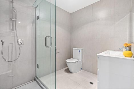 Photo of property in 6d Buisson Glade, West Harbour, Auckland, 0618