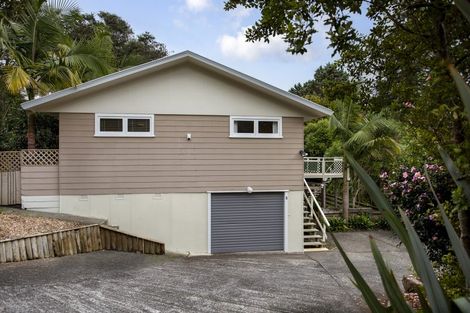 Photo of property in 9 The Grove, Titirangi, Auckland, 0604