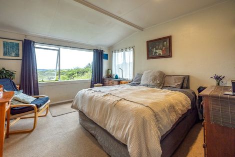 Photo of property in 1 Okoka Road, Omiha, Waiheke Island, 1081