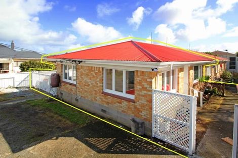 Photo of property in 1/19 Russell Road, Manurewa, Auckland, 2102