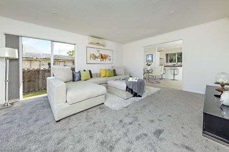 Photo of property in 21 Heathberry Close, Papatoetoe, Auckland, 2025