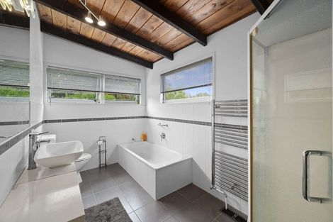 Photo of property in 42 Rokino Road, Taupo, 3330