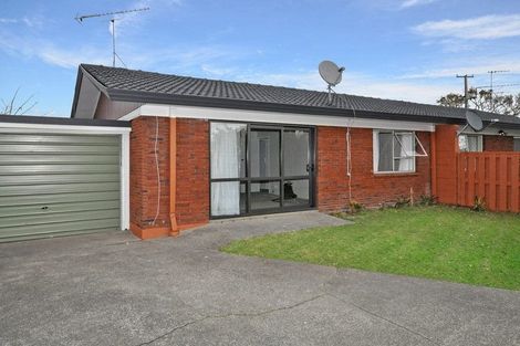 Photo of property in 2/24 Robertson Road, Favona, Auckland, 2024