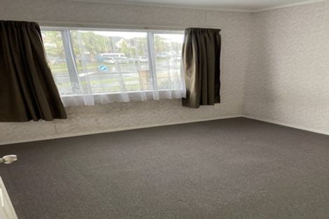 Photo of property in 1 Bougainvillaea Terrace, Goodwood Heights, Auckland, 2105
