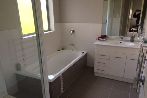 Photo of property in 229d Metcalfe Road, Ranui, Auckland, 0612