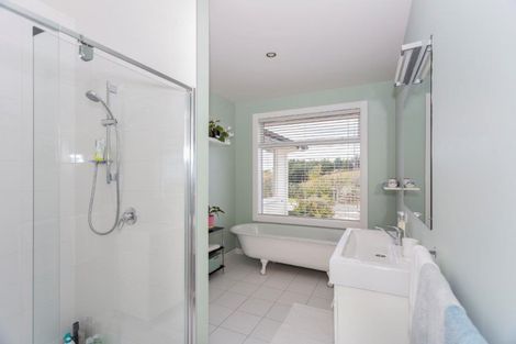 Photo of property in 24 Macs Ridge Road, Oamaru North, Oamaru, 9492