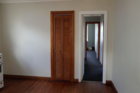 Photo of property in 122 Cornfoot Street, Castlecliff, Whanganui, 4501