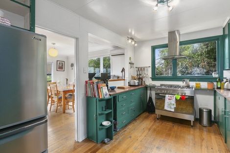 Photo of property in 26b Howard Street, Macandrew Bay, Dunedin, 9014