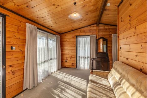 Photo of property in 26 Wakefield Road, Levin, 5571