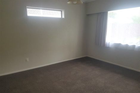 Photo of property in 2a Roys Road, Weymouth, Auckland, 2103