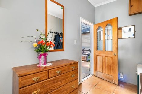 Photo of property in 24 Beach Road, Waikawa, Picton, 7220