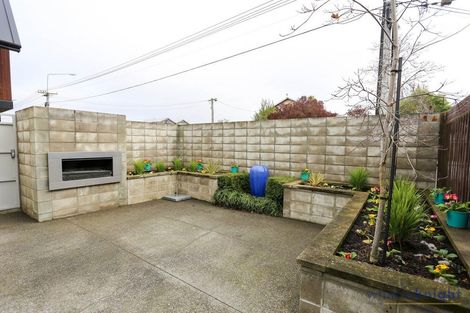 Photo of property in 484 Barbadoes Street, Edgeware, Christchurch, 8013