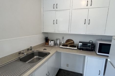 Photo of property in 258 Broadway Avenue, Palmerston North, 4414