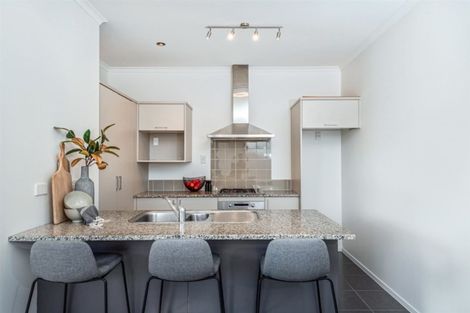 Photo of property in 5 Ashurst Lane, Greenhithe, Auckland, 0632