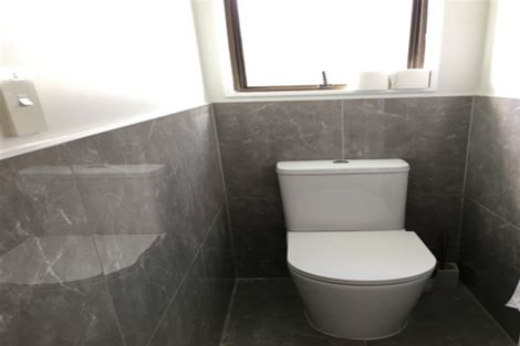 Photo of property in 33 Danube Lane, Glen Eden, Auckland, 0602