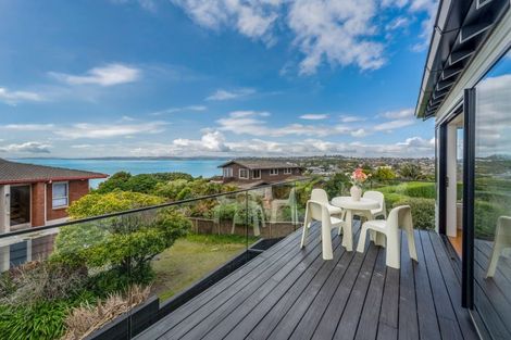 Photo of property in 2/152 Clovelly Road, Bucklands Beach, Auckland, 2012