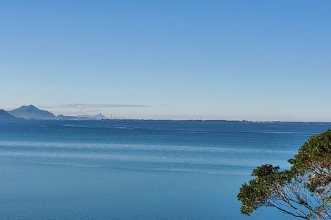 Photo of property in 102 Beach Road, Onerahi, Whangarei, 0110