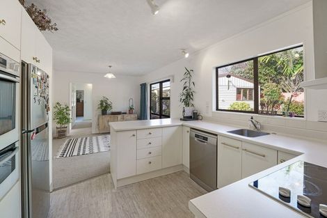 Photo of property in 27 Pitoitoi Street, Otaihanga, Paraparaumu, 5036