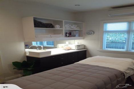 Photo of property in 162 Clarence Street, Riccarton, Christchurch, 8011