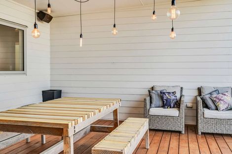 Photo of property in 18 Mariner Cove Road, Tinopai, Matakohe, 0593