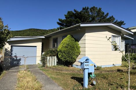 Photo of property in 44 Hazlewood Avenue, Karori, Wellington, 6012