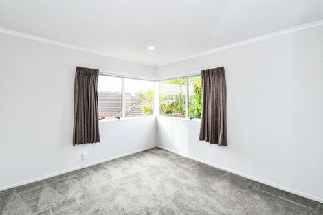 Photo of property in 1/132 Millhouse Drive, Northpark, Auckland, 2013